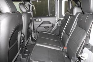 Jeep Wrangler Unlimited Sahara 2.0 280KW UVP 85.140,00  Plug... Bild 9