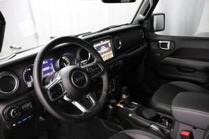 Jeep Wrangler Unlimited Sahara 2.0 280KW UVP 85.140,00  Plug... Bild 6
