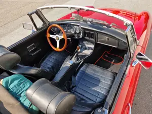 MG MGB Cabrio    Oldtimer  von   1974      Bild 7