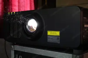Panasonic PT-RW630+Objektiv*Laser DLP Projektor Beamer
