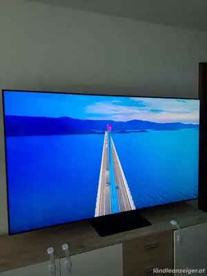 Samsung 65 Zoll QLED 4K Ultra HD Smart TV Bild 3