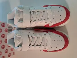 Sneakers FC Bayern Bild 2