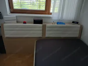 Bett, Bettkasten und Nachtkästchen  Bild 2