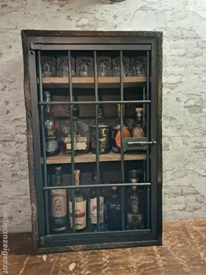 Barschrank Bild 3