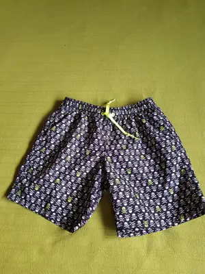 STOPP! 1 coole Badeshorts f. Jungs Gr. 7-8 Jahre, neuwertig Bild 3