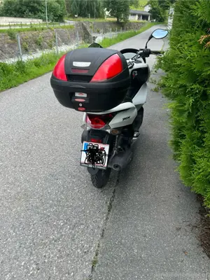 Honda Kleinmotorrad 125 ccm Bild 4