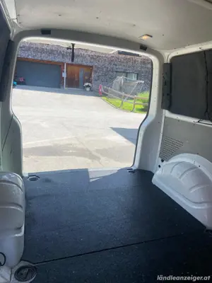 VW T5 mit Camper-Ausbau Bild 5