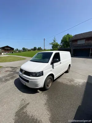 VW T5 mit Camper-Ausbau Bild 4