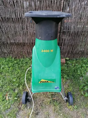 Gartenhäcksler, Häcksler Parkside 2400W