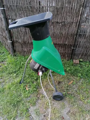 Gartenhäcksler, Häcksler Parkside 2400W Bild 2