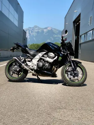 Kawasaki Z750 Bild 3