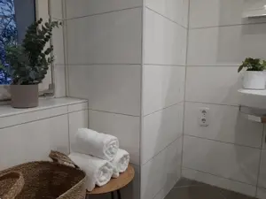 Helle Wohnung mit WLAN   Ideale Lage in der Nähe beliebter Ausflugsziele Bild 6
