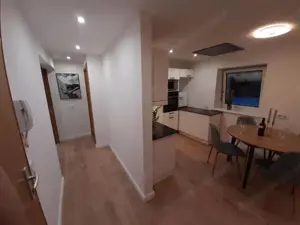 Helle Wohnung mit WLAN   Ideale Lage in der Nähe beliebter Ausflugsziele Bild 9