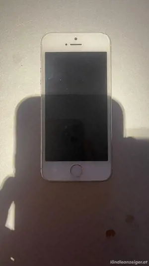 iPhone Smatphone in Weiß hinntem Grau Weiß Bild 3