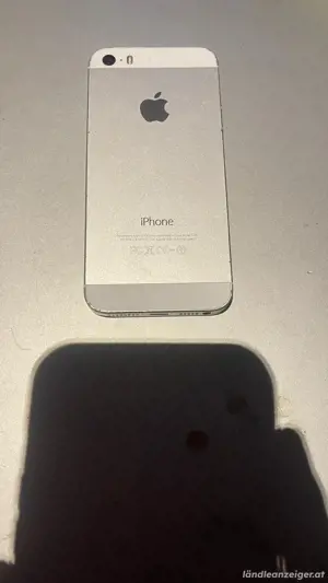 iPhone Smatphone in Weiß hinntem Grau Weiß Bild 5