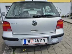 Verkaufe Golf 4 Bj.1999 guter Zustand  Bild 2