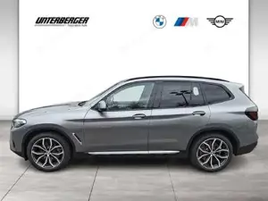 BMW X3 xDrive20d Anhängerkupplung // Panorama Glasdach HiFi Bild 3