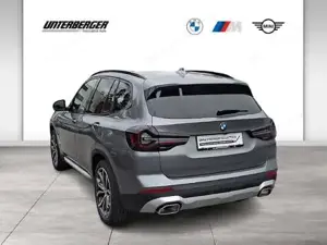BMW X3 xDrive20d Anhängerkupplung // Panorama Glasdach HiFi Bild 4