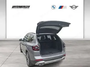 BMW X3 xDrive20d Anhängerkupplung // Panorama Glasdach HiFi Bild 12
