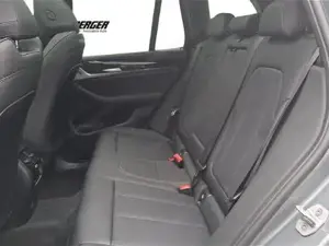 BMW X3 xDrive20d Anhängerkupplung // Panorama Glasdach HiFi Bild 11