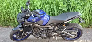 Motorad: Yamaha MT09 Bild 5