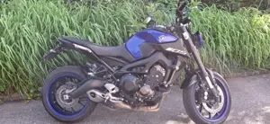 Motorad: Yamaha MT09 Bild 4