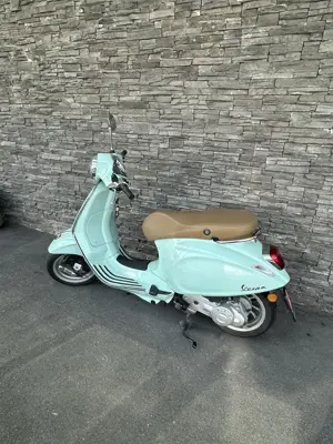 Vespa Primavera 50 4-Takt - wie neu!