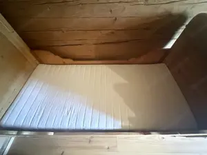 2x antikes Bauernbett Kinderbett Jugendbett Massivholz 95 x 195 cm mit maßgefertigter Matratze Bild 4