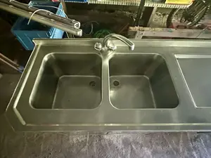 Edestahl-Küche Gastro-Küche Outdoor-Küche mit 325 cm langer Arbeitsplatte, Doppelspüle, Kochplatten Bild 8