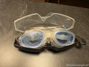 Schwimmbrille 