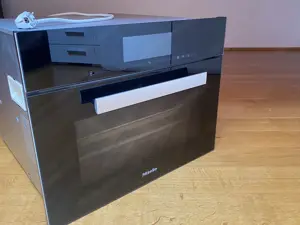 NEUER Miele Dampfbackofen DGC 6800