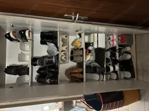 Schuhschrank für viele Paar Schuhe!
