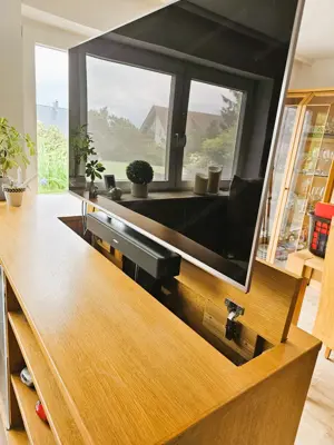 TV-Schrank - Raumteiler- Unikat inklusive Geräte Bild 2