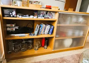 TV-Schrank - Raumteiler- Unikat inklusive Geräte