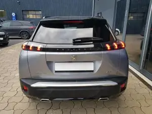 Peugeot 2008 GT 1,2 Automatik 96KW/130PS Navi, SHZ, Totwinke... Bild 5