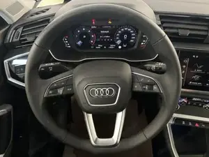 Audi Q3 40 TDI quattro AHK+ACC+Navi+Kamera+Alu18 40 TDI... Bild 9