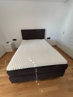 Boxspringbett in Dunkelgrau   ca. 5 Jahre alt, guter Zustand
