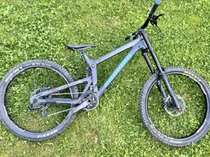 Fully Downhill-Bike Propain Rage AL Launch Edition