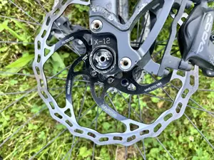Fully Downhill-Bike Propain Rage AL Launch Edition Bild 3