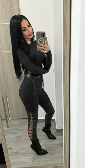 Hallo, ich bin neu in der Stadt, mein Name ist Renata  Bild 4