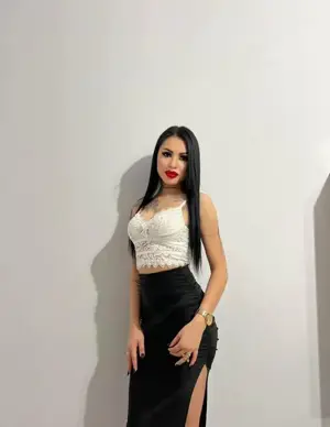 Hallo, ich bin neu in der Stadt, mein Name ist Renata  Bild 3