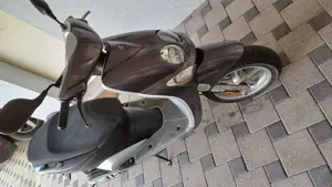 Yamaha Neos 50ccm Roller Bild 3