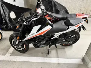 Ktm 390 Duke Neuwertig A2 tauglich Bild 2