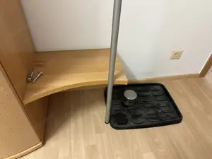 Garderobenschrank zu verschenken  Bild 4