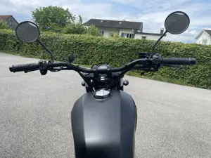 Brixton BX125 (Schwarz, Baujahr 2019, 9240km) Bild 4