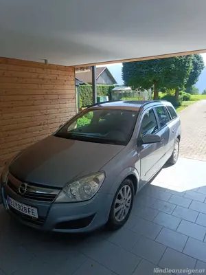 Opel Astra Station Wagen Bild 4