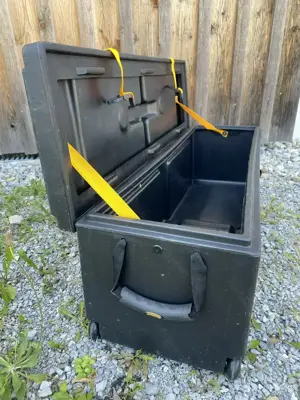Verkaufe Hardcase Koffer mit Rollen Bild 3