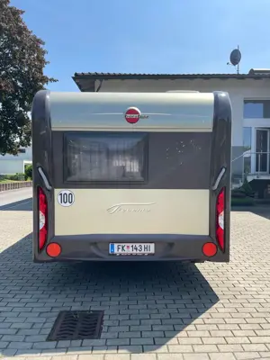Bürstner Trecento 465 TS   Autarker Komfort-Wohnwagen mit Top-Ausstattung Bild 4