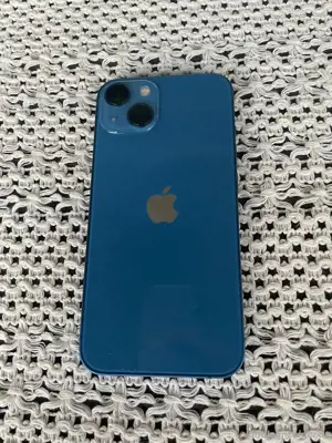 iPhone 13 128GB 100% Akku Bild 3
