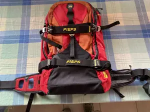 Rucksack Marke PIEPS Snowboard Skifahren Wandern